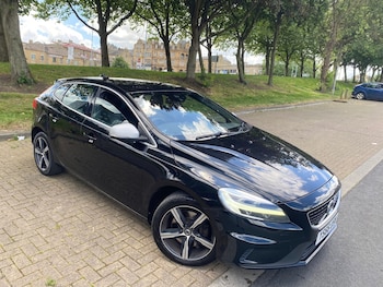 Used Volvo V40 2016 for sale - 79074206: Photo