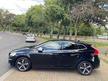 Used Volvo V40 2016 for sale - 79074206: Photo