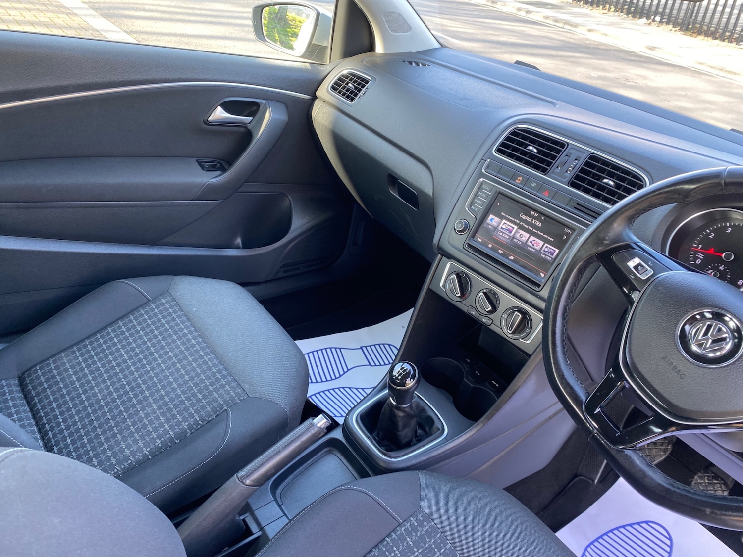 Used Volkswagen Polo 2014 for sale - 77851823: Photo 12