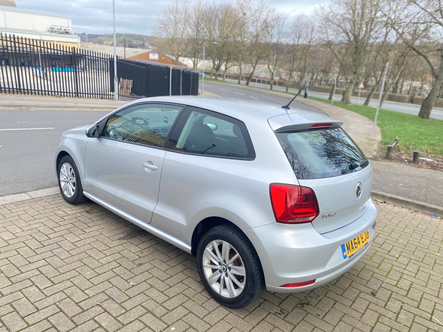 Used Volkswagen Polo 2014 for sale - 77851823: Photo 4