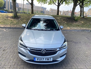Used Vauxhall Astra 2017 for sale - 79274666: Photo