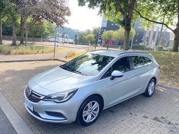 Used Vauxhall Astra 2017 for sale - 79274666: Photo