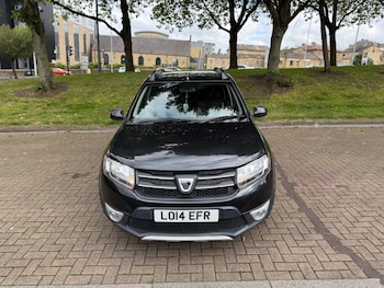 Used Dacia Sandero Stepway 2014 for sale - 78945176: Photo