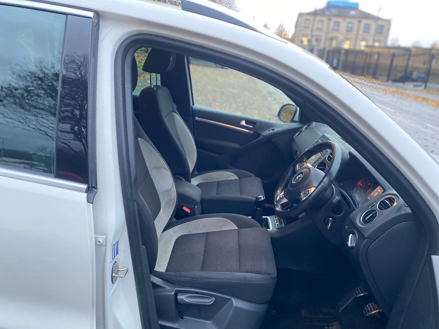 Used Volkswagen Tiguan 2012 for sale - 76560209: Photo 10