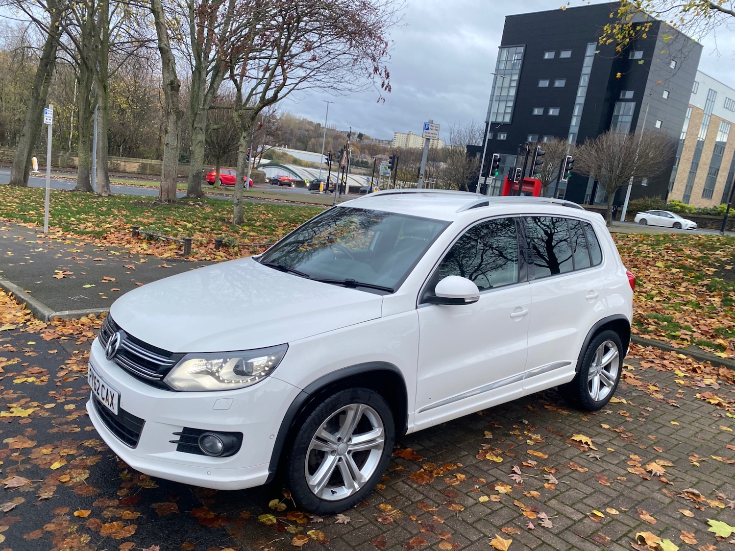 Used Volkswagen Tiguan 2012 for sale - 76560209: Photo 3