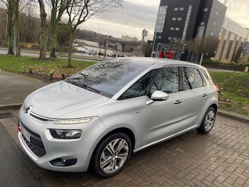 Used Citroen C4 Picasso 2013 for sale - 77213782: Photo
