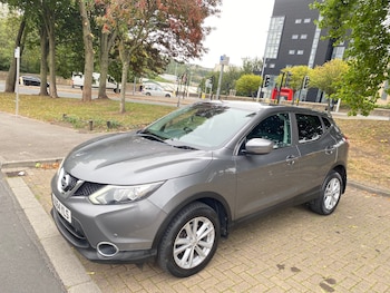 Used Nissan Qashqai 2014 for sale - 75621665: Photo