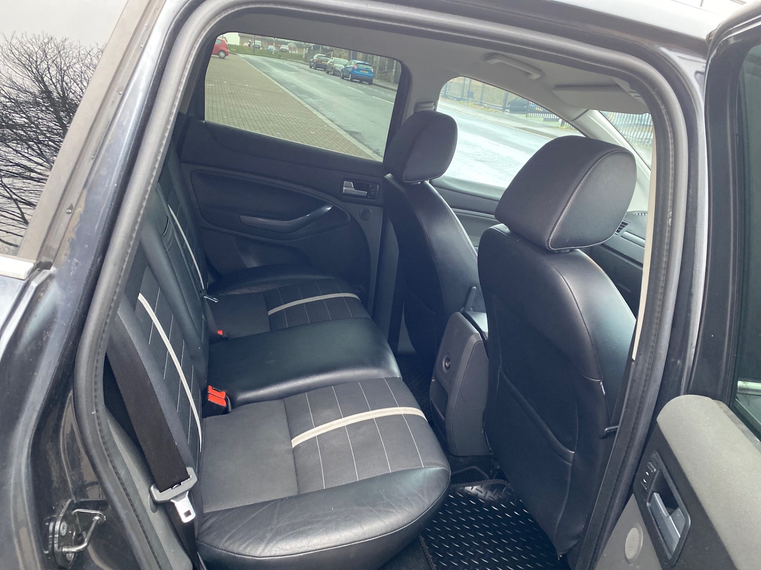 Used Ford Kuga 2010 for sale - 77251532: Photo 10