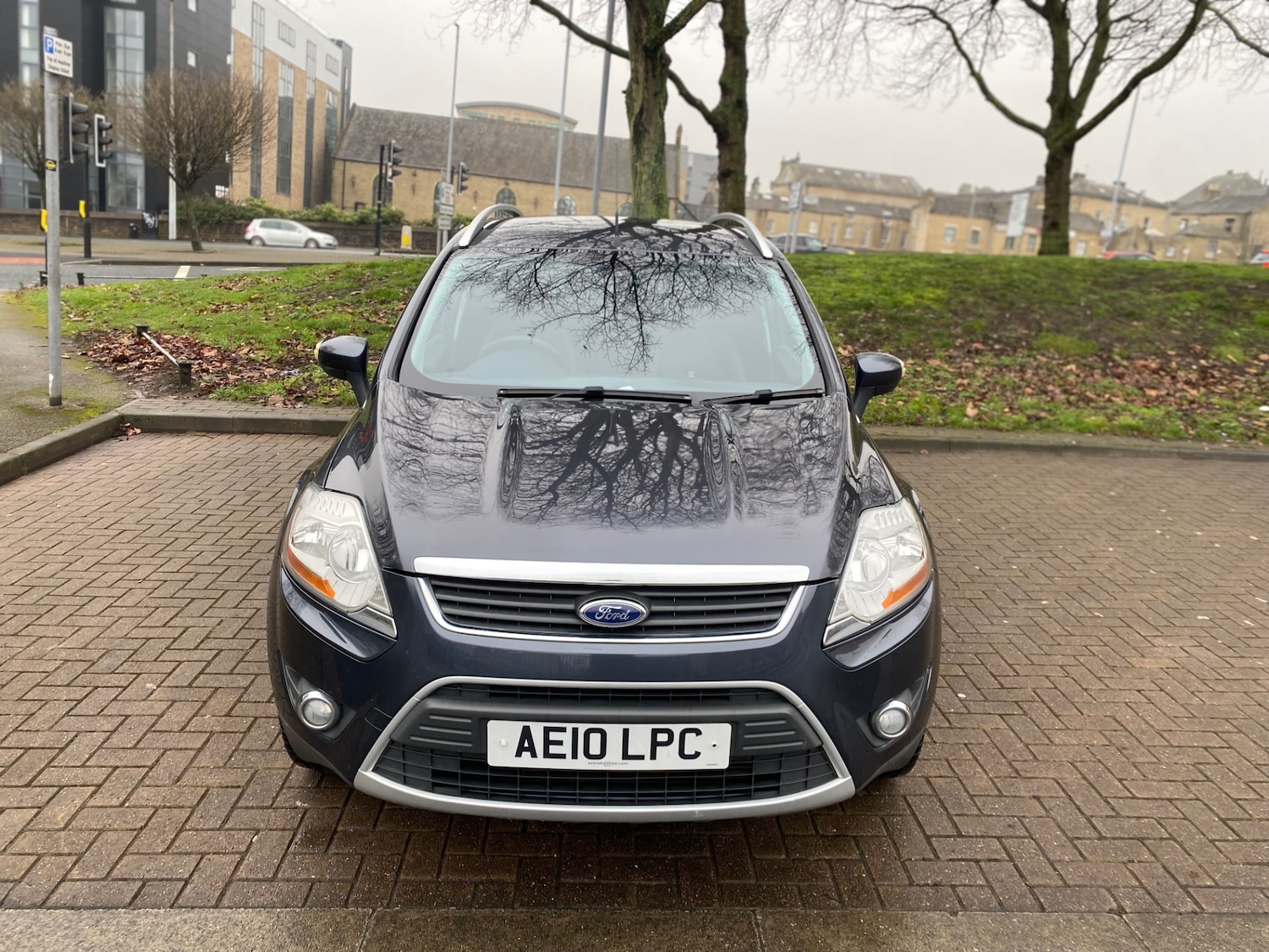 Used Ford Kuga 2010 for sale - 77251532: Photo 2