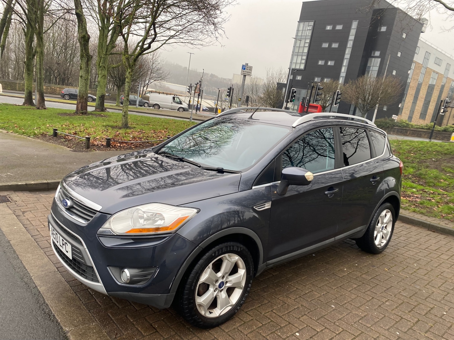 Used Ford Kuga 2010 for sale - 77251532: Photo 3