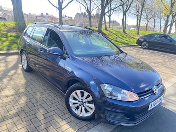 Used Volkswagen Golf 2014 for sale - 78274240: Photo