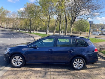 Used Volkswagen Golf 2014 for sale - 78274240: Photo