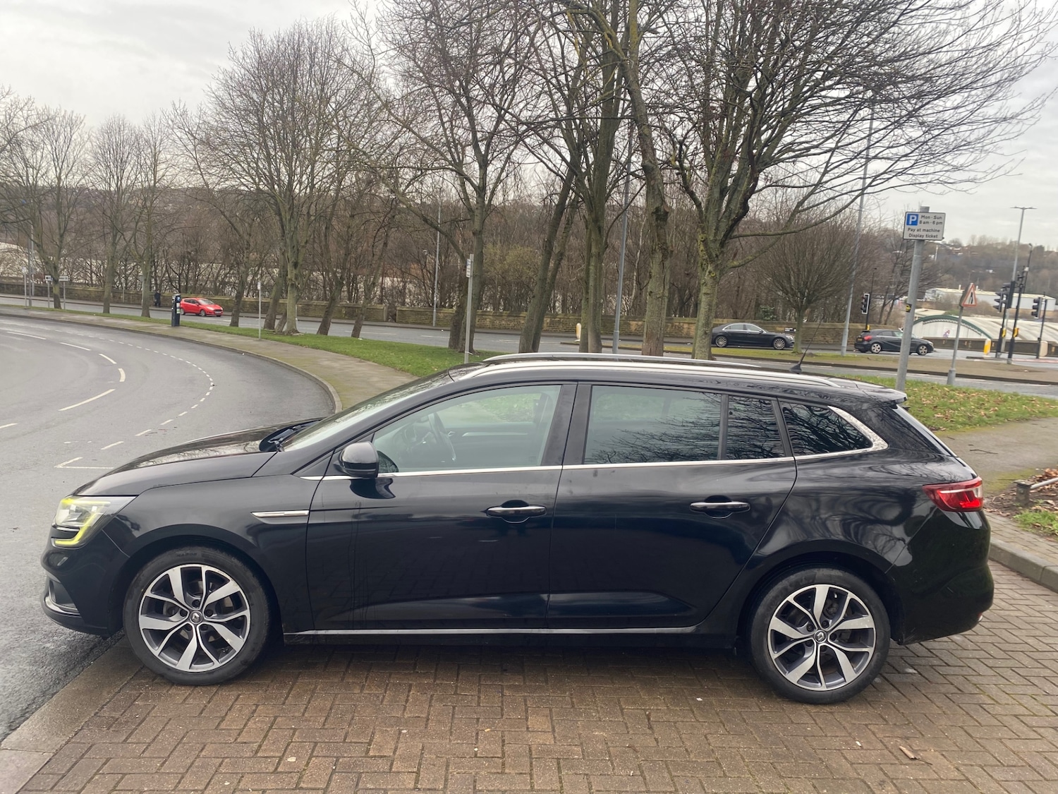 Used Renault Megane 2017 for sale - 77251549: Photo 4