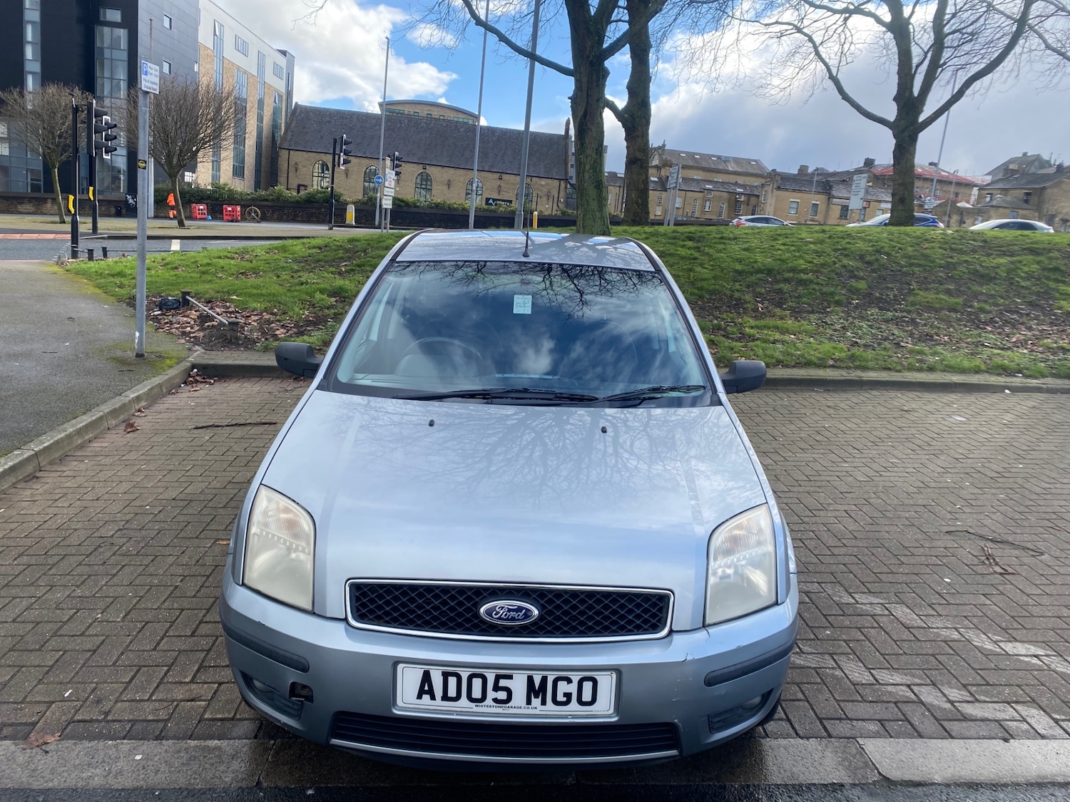 Used Ford Fusion 2005 for sale - 77595748: Photo 2