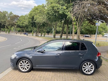 Used Volkswagen Golf 2014 for sale - 79163439: Photo