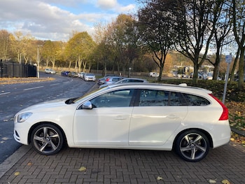 Used Volvo V60 2012 for sale - 76455539: Photo