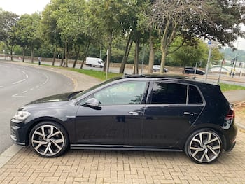 Used Volkswagen Golf 2019 for sale - 79765536: Photo