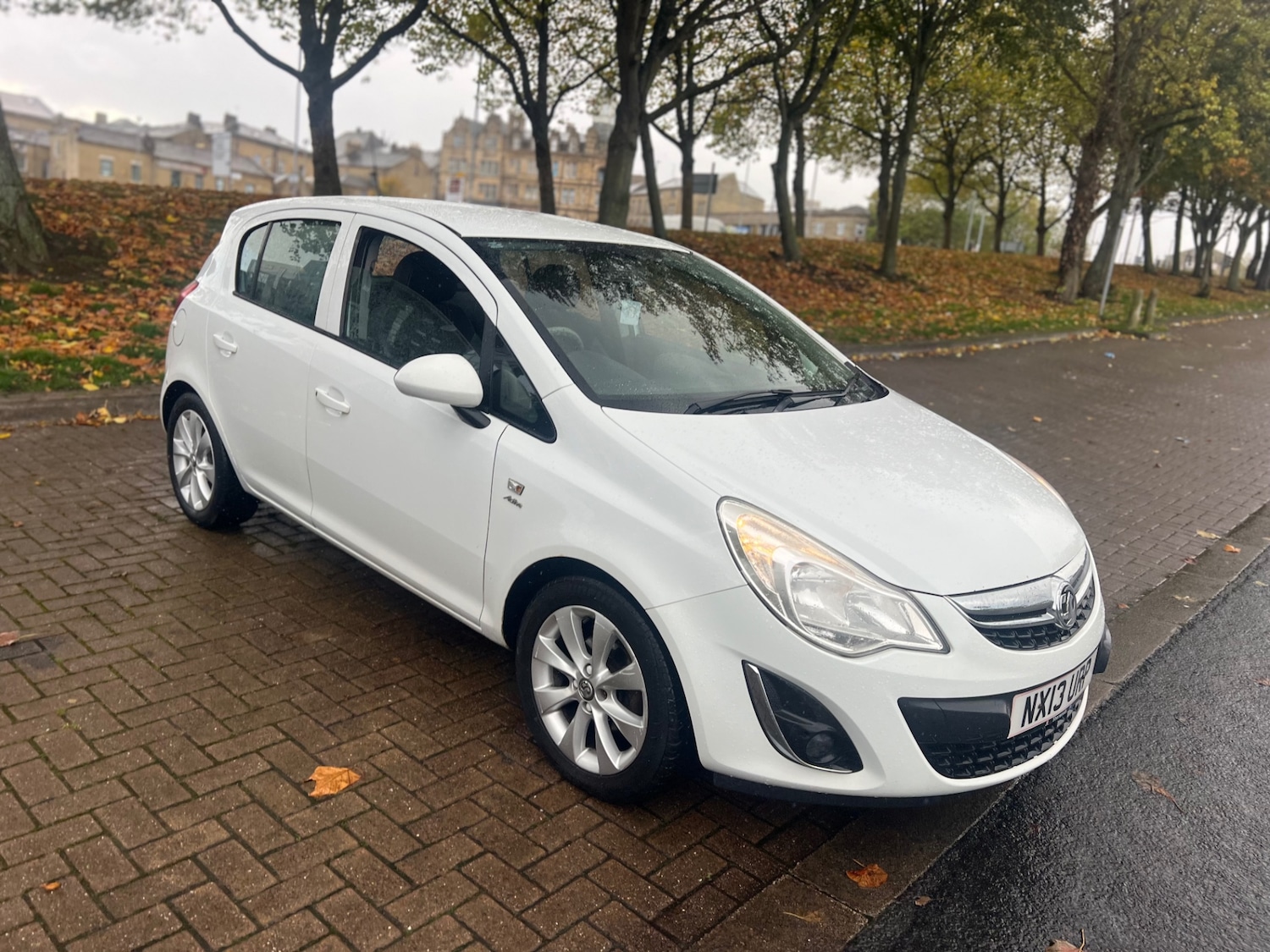Used Vauxhall Corsa 2013 for sale - 76347092: Photo 1