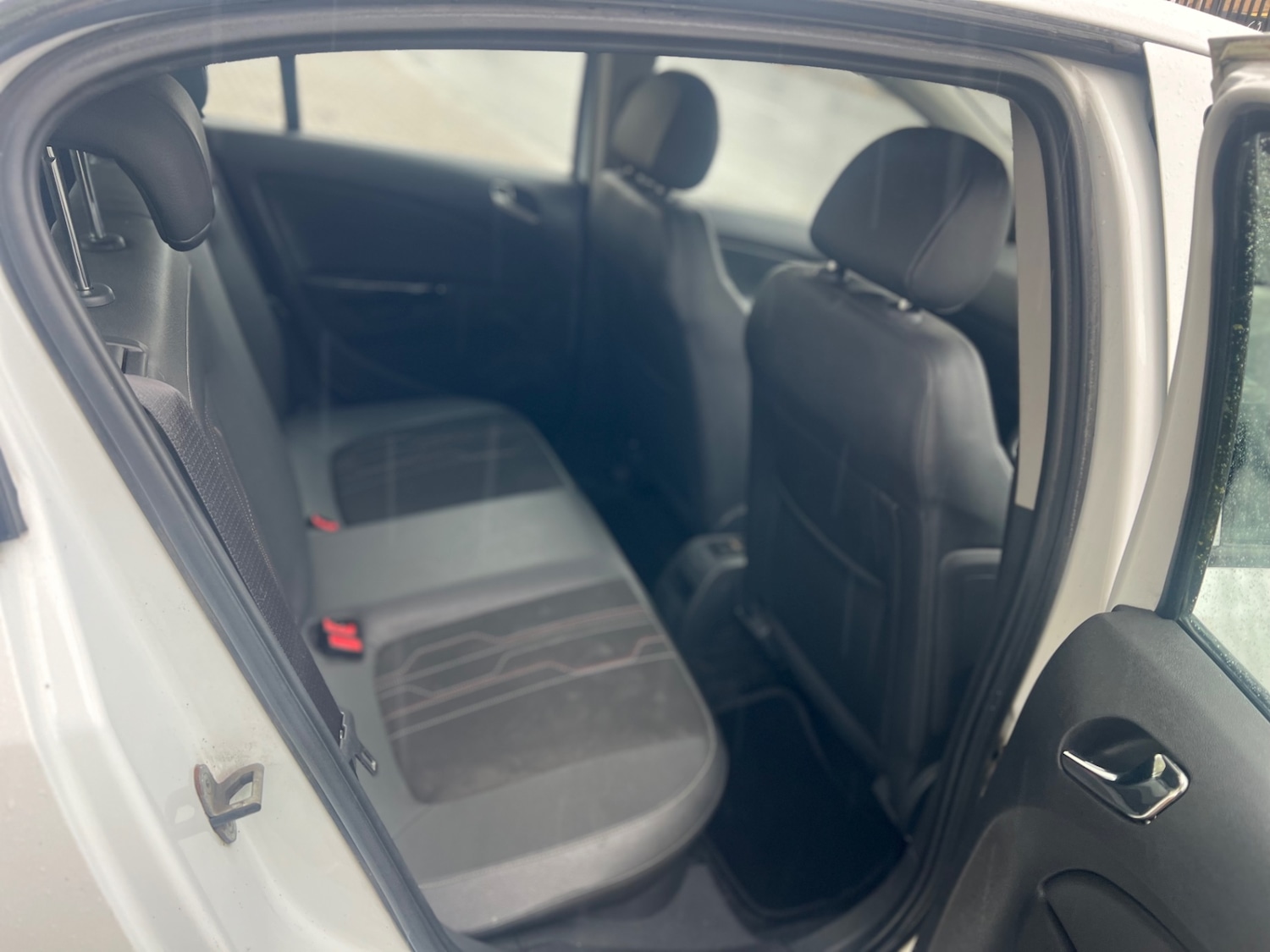 Used Vauxhall Corsa 2013 for sale - 76347092: Photo 9