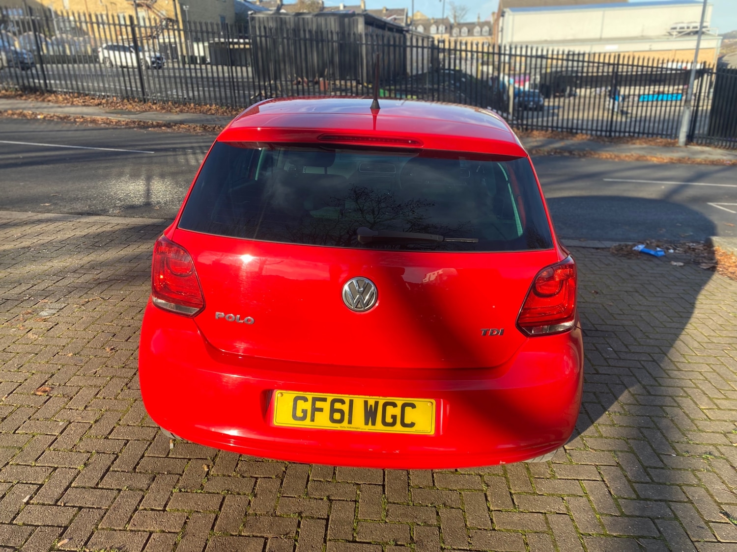 Used Volkswagen Polo 2011 for sale - 76670079: Photo 6