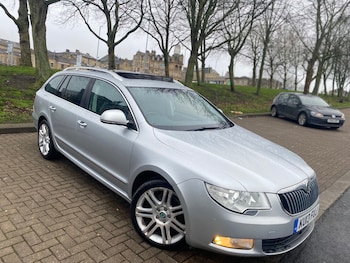 Used Skoda Superb 2013 for sale - 77290418: Photo
