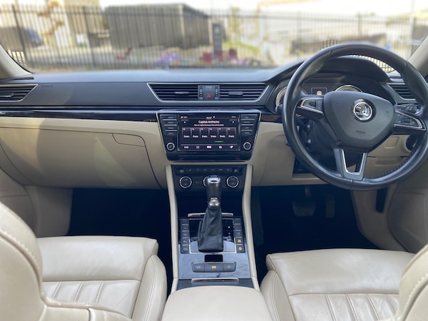 Used Skoda Superb 2015 for sale - 76267600: Photo 15