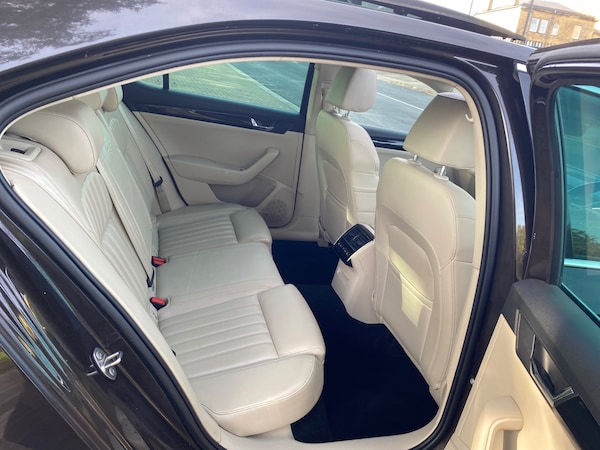 Used Skoda Superb 2015 for sale - 76267600: Photo 16
