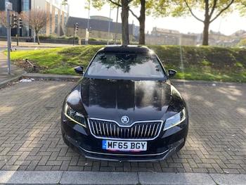 Used Skoda Superb 2015 for sale - 76267600: Photo