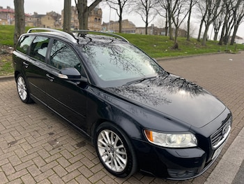 Used Volvo V50 2011 for sale - 77988803: Photo