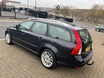 Used Volvo V50 2011 for sale - 77988803: Photo
