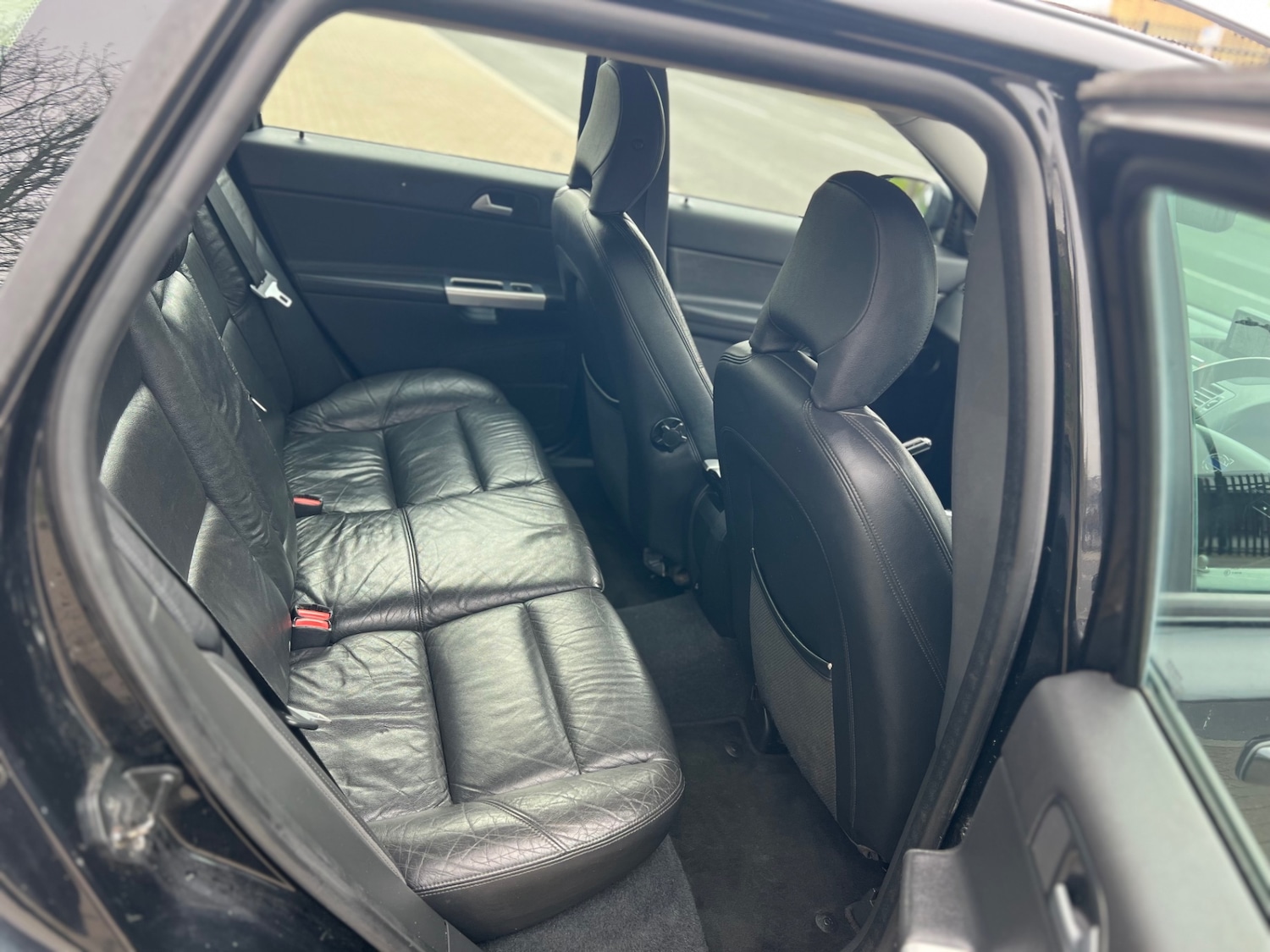 Used Volvo V50 2011 for sale - 77988803: Photo 8