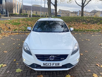 Used Volvo V40 2013 for sale - 76471421: Photo