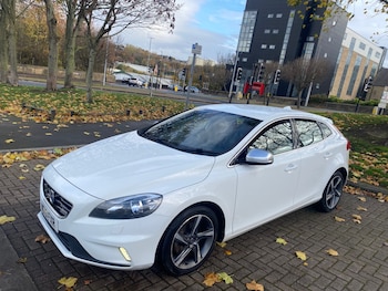 Used Volvo V40 2013 for sale - 76471421: Photo