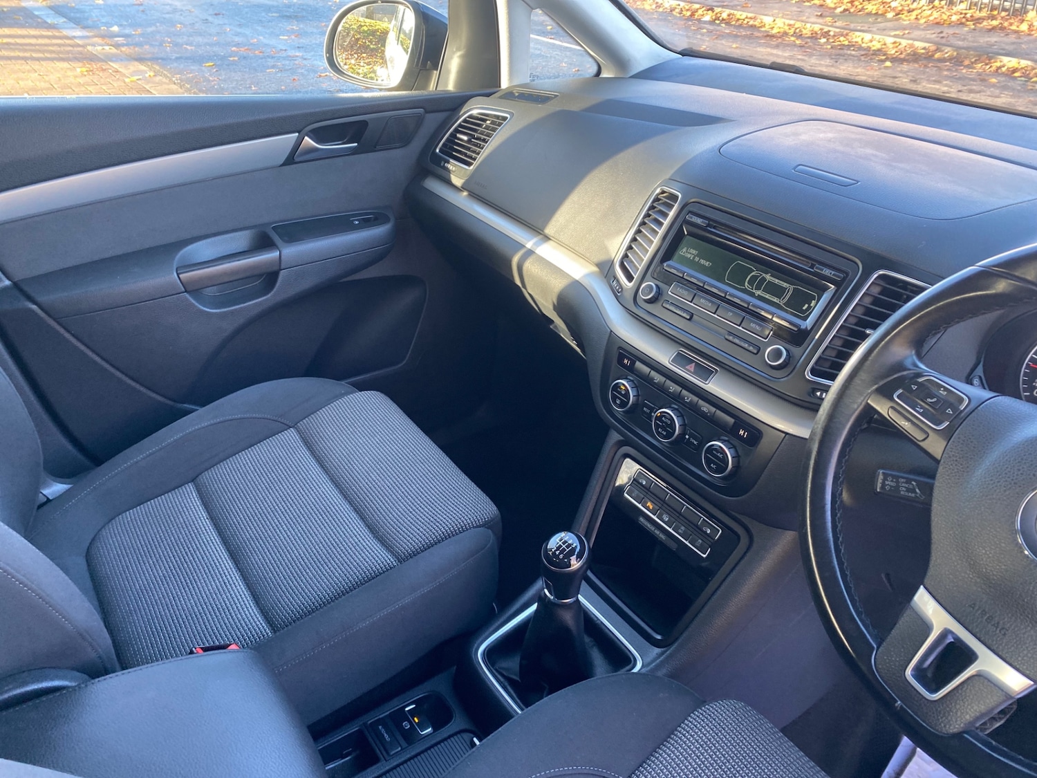 Used Volkswagen Sharan 2013 for sale - 76618905: Photo 13