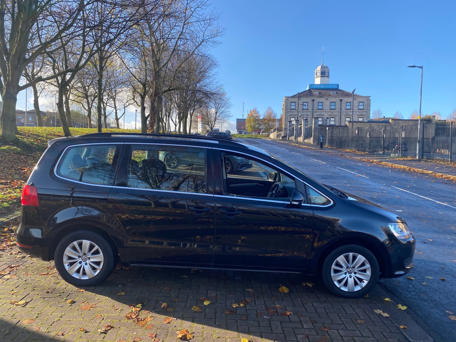 Used Volkswagen Sharan 2013 for sale - 76618905: Photo 8