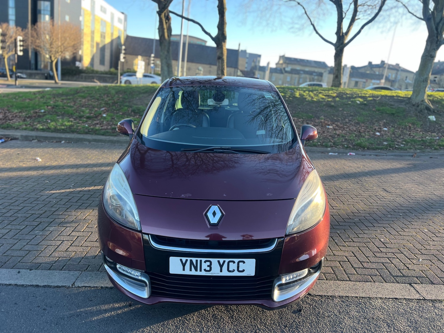 Used Renault Scenic 2013 for sale - 77154545: Photo 2