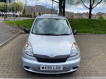 Used Toyota Yaris Verso 2000 for sale - 78516013: Photo