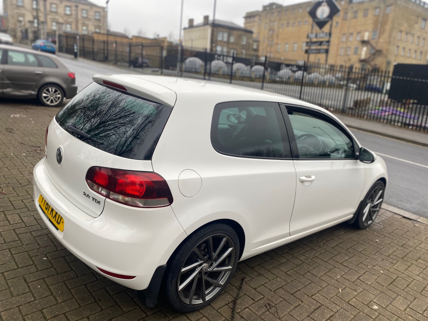 Used Volkswagen Golf 2011 for sale - 77466064: Photo 6