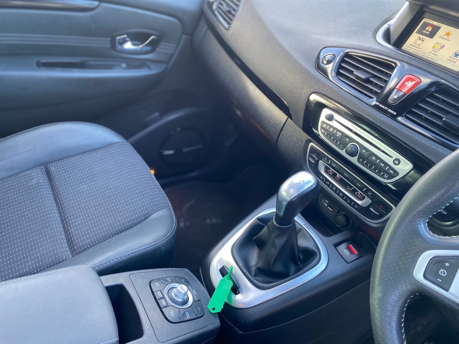 Used Renault Grand Scenic 2011 for sale - 76455542: Photo 10