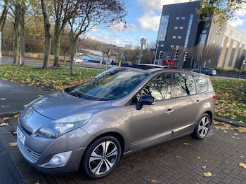 Used Renault Grand Scenic 2011 for sale - 76455542: Photo