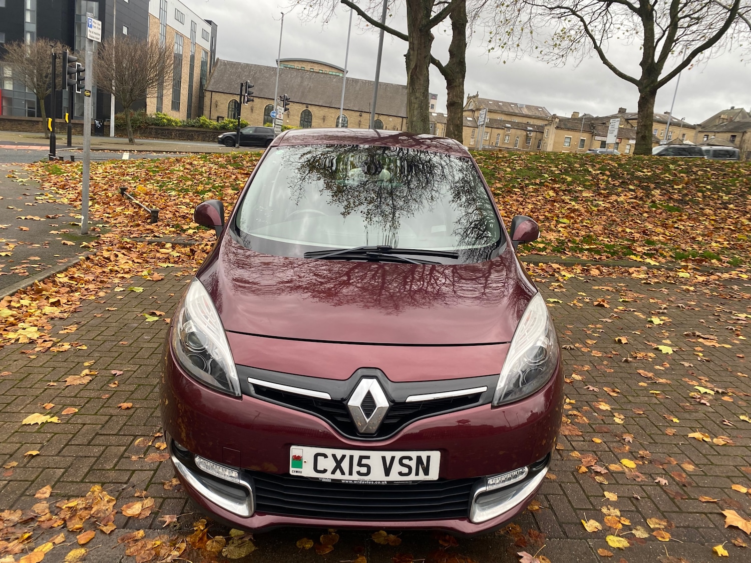 Used Renault Scenic 2015 for sale - 76560208: Photo 2