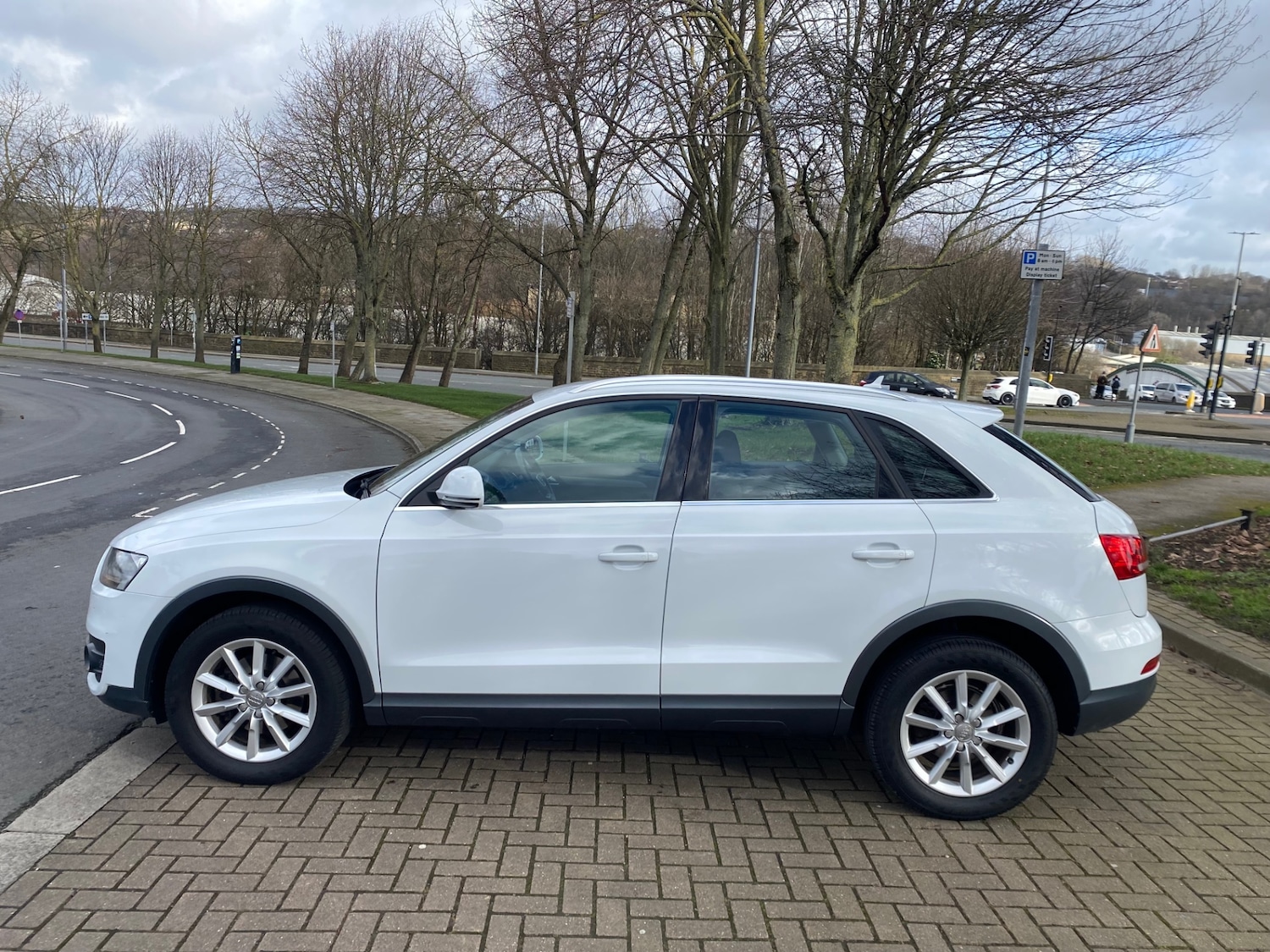 Used Audi Q3 2014 for sale - 77644147: Photo 4