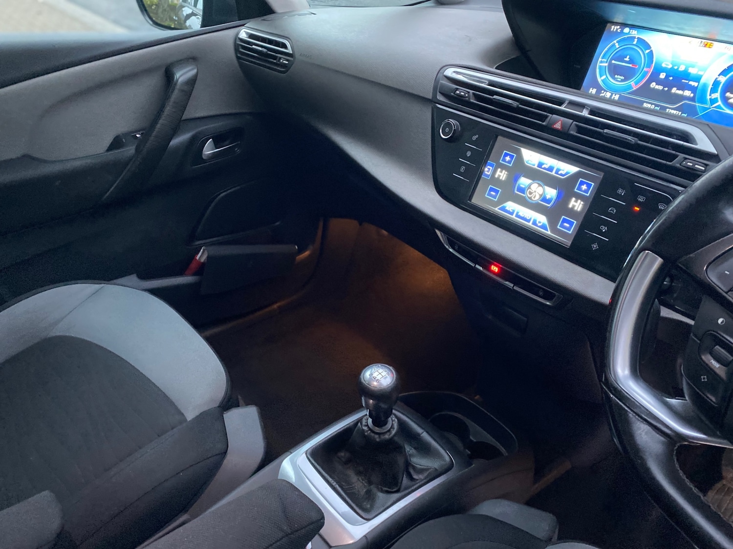 Used Citroen C4 Grand Picasso 2015 for sale - 76455546: Photo 13