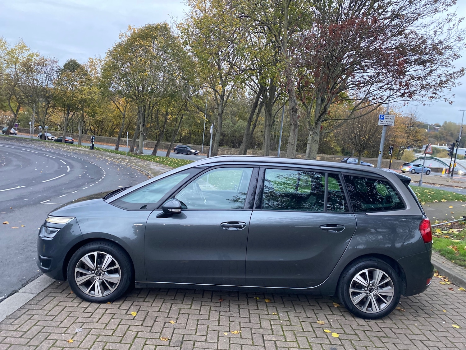 Used Citroen C4 Grand Picasso 2015 for sale - 76455546: Photo 4