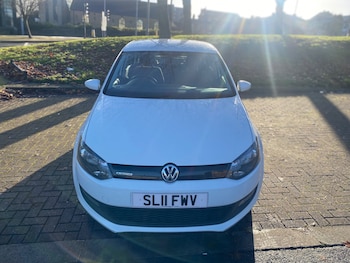 Used Volkswagen Polo 2011 for sale - 76837487: Photo