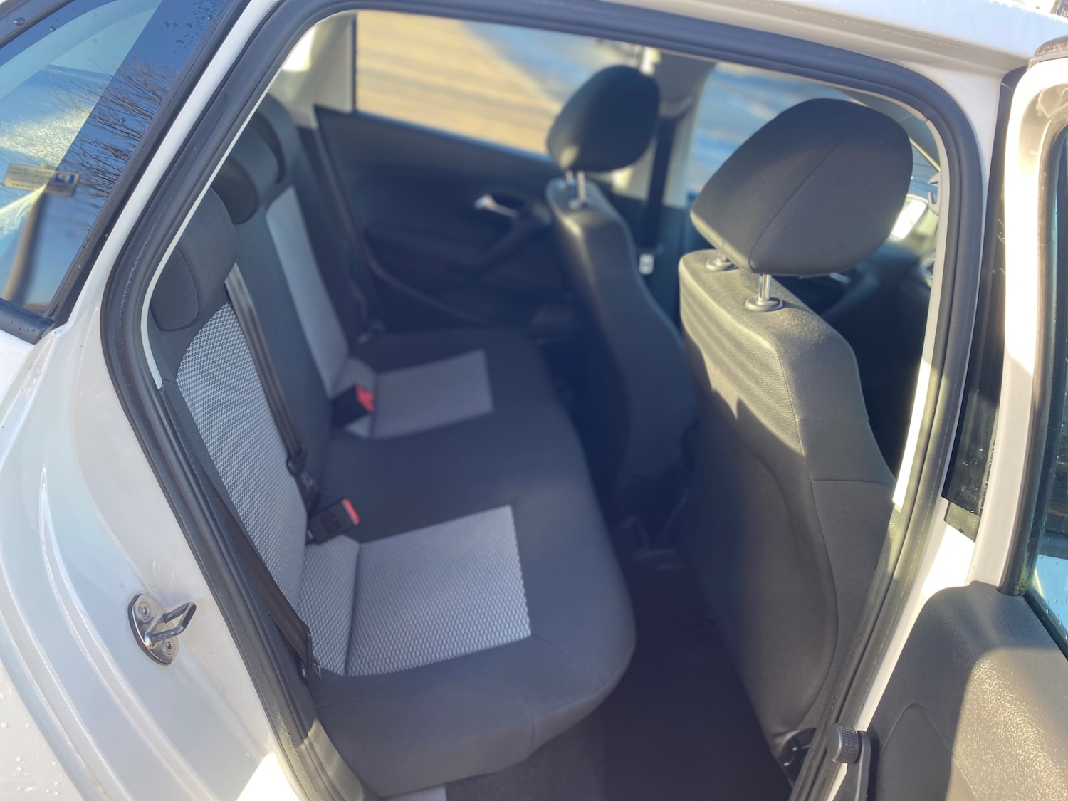 Used Volkswagen Polo 2011 for sale - 76837487: Photo 7