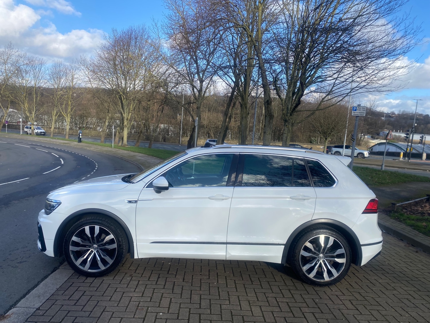 Used Volkswagen Tiguan 2017 for sale - 77644143: Photo 4