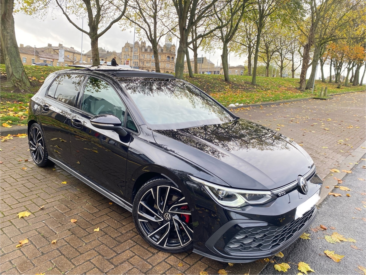 Used Volkswagen Golf 2021 for sale - 76455575: Photo 1