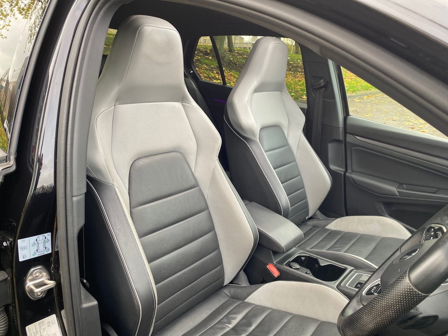 Used Volkswagen Golf 2021 for sale - 76455575: Photo 9