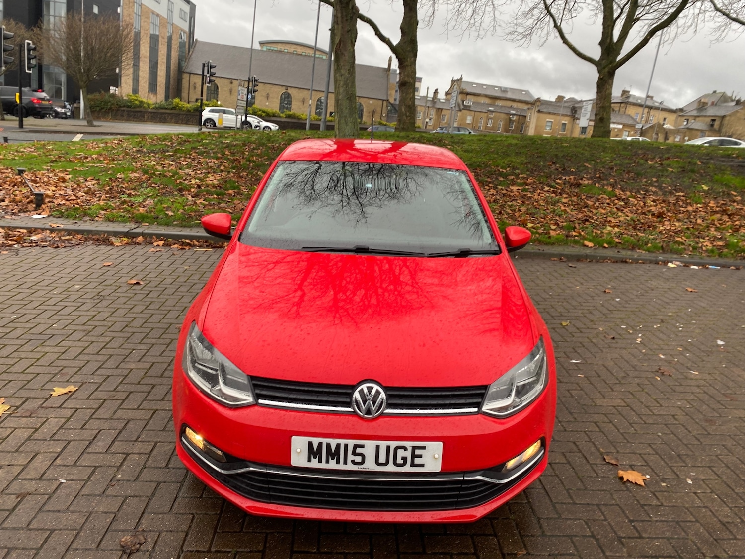 Used Volkswagen Polo 2015 for sale - 76829657: Photo 2